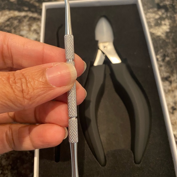 Professional Toenail Clipper and Pedicure Tool. NEW in box - Picture 2 of 2